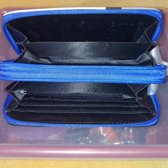 Handbag/Purse Plaid Trimmed in Blue with Matching Double Zip Wallet - Picture 6 of 9